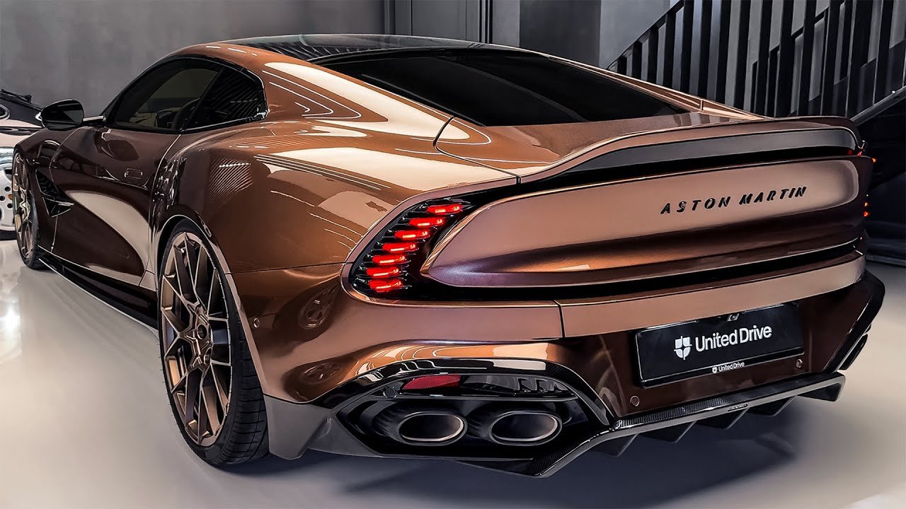 2026 Aston Martin Valhalla